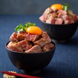 サイコロステーキでローストビーフ風丼